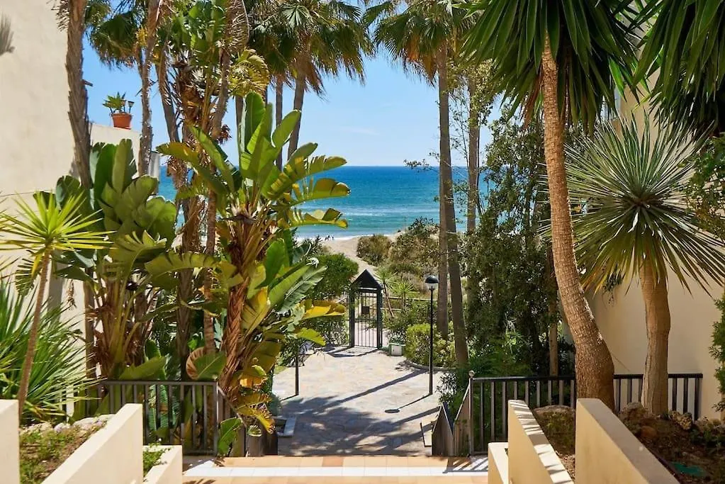 Oleholidays 222 Romana Playa Junto Al Mar Marbella Apartment
