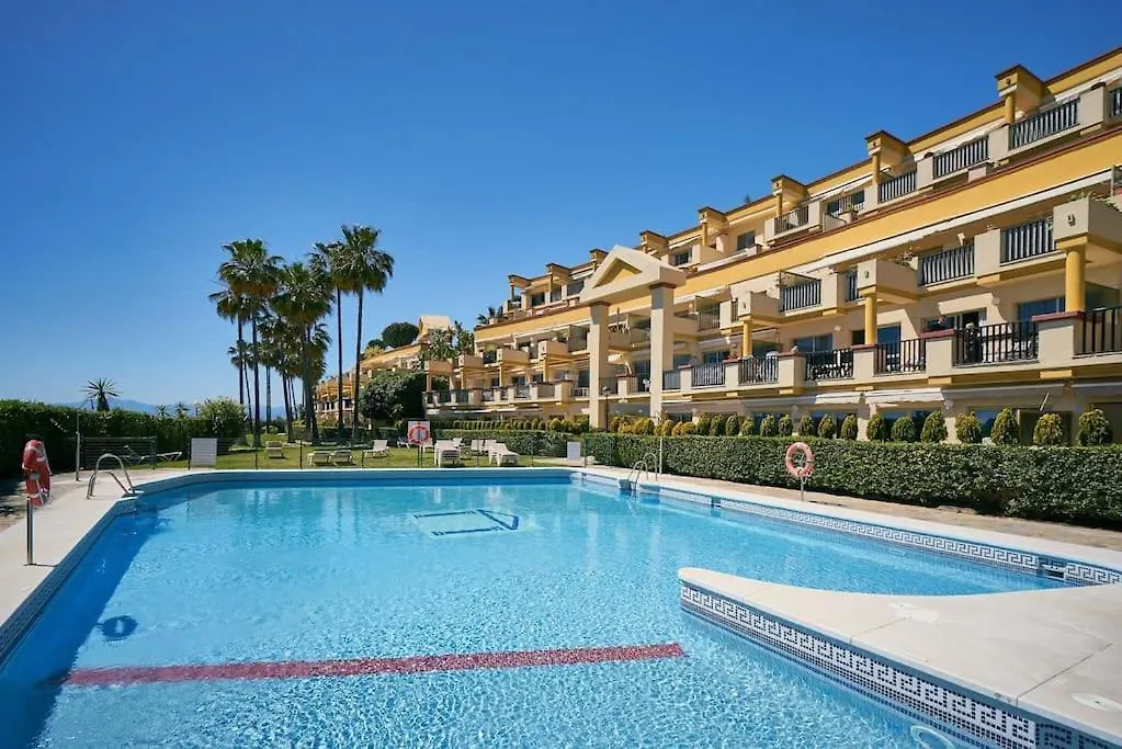 Apartment Oleholidays 222 Romana Playa Junto Al Mar Marbella Spain